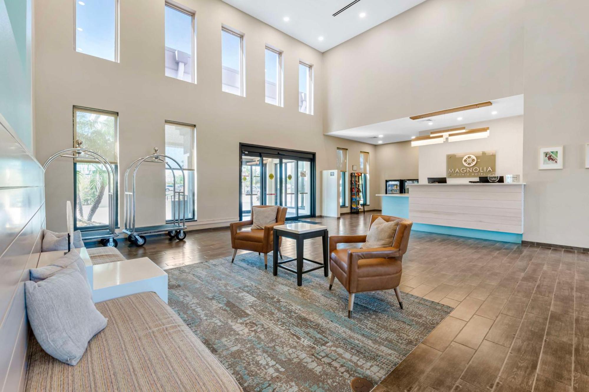 Magnolia Pointe; BW Signature Collection Fruitville Экстерьер фото